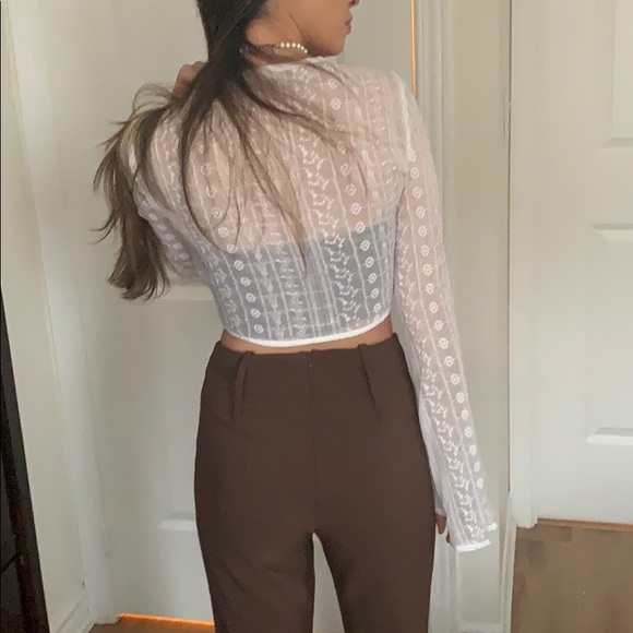 Tie front cropped blouse size S - Picture 2 of 7